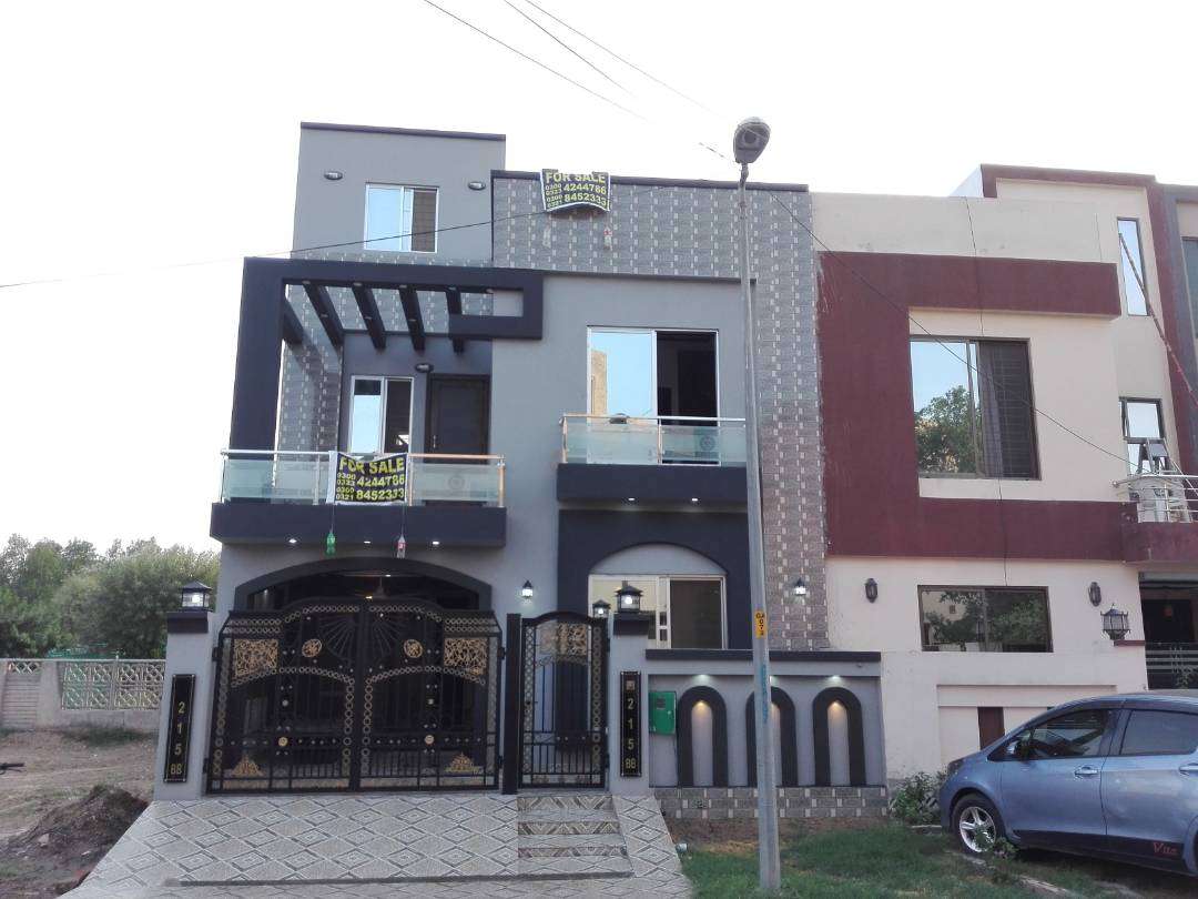 5 Marla House Is Available For Sale In B Block